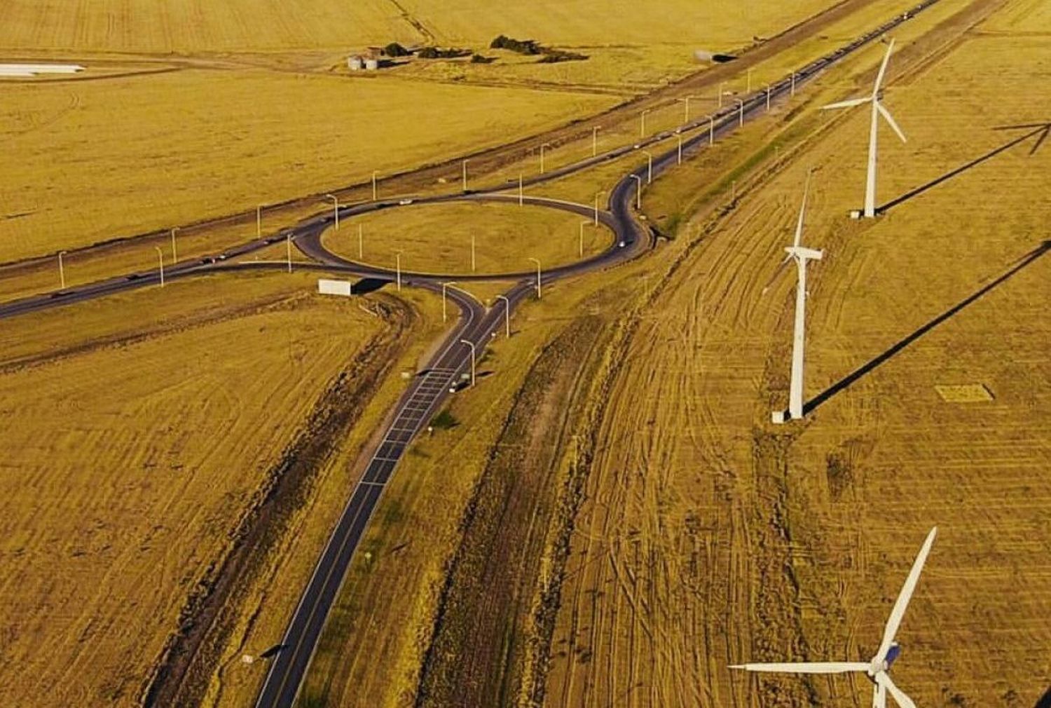 En Bahía Blanca y Coronel Rosales, la Provincia suma dos nuevos parques eólicos