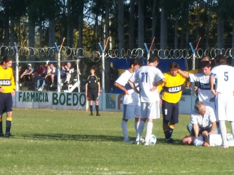 Independencia y Sportivo se enfrentaron en la final de la Copa Federación en 2009. Fotos: Héctor Albano.