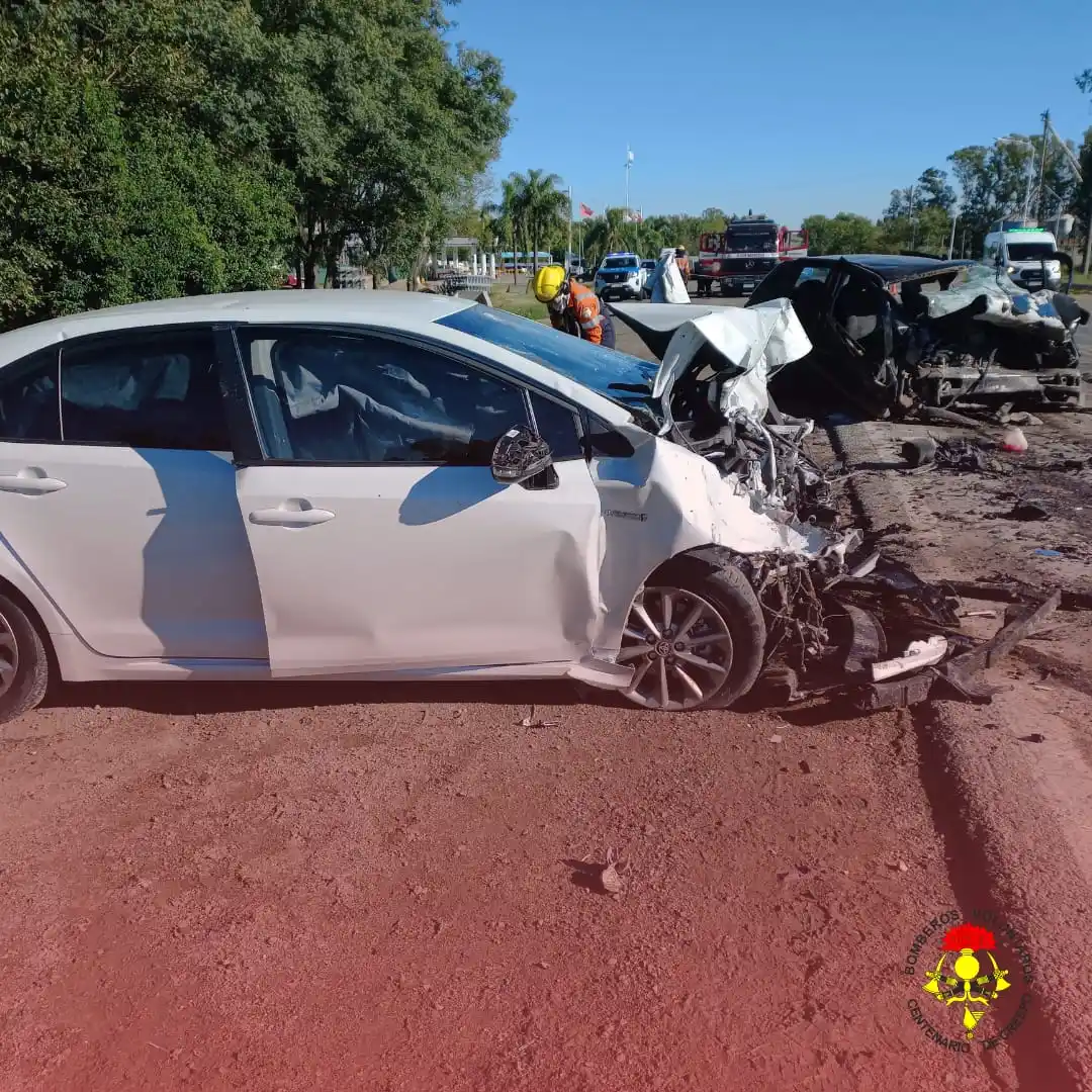 Ordenan la detención del conductor de uno de los autos partícipes del trágico accidente en la Ruta Nacional N° 12