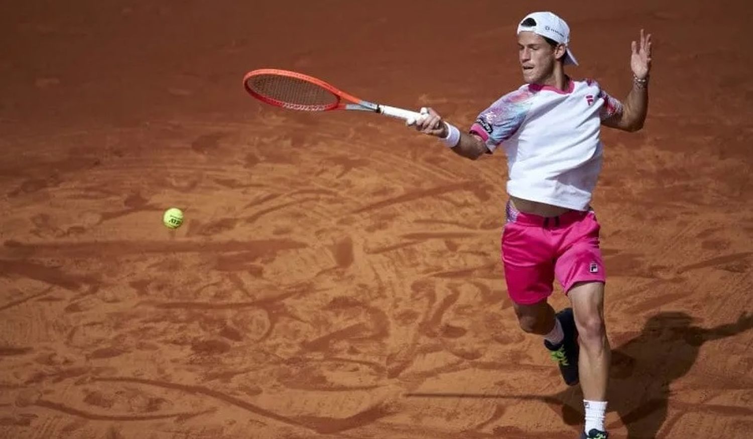 Peque Schwartzman metió dos victorias en un día y está en semifinales en el Conde de Godó