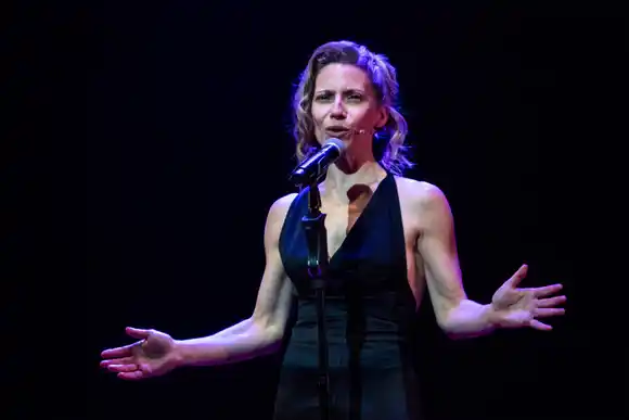 Elena Roger: “Me gustan los cantantes que reflejan algo auténtico, que conectan con la sociedad”