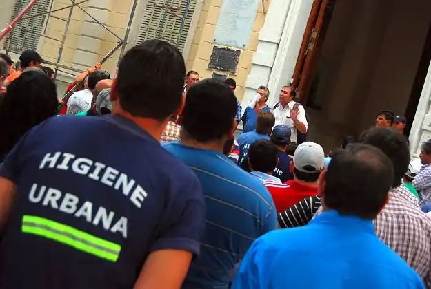 El sindicato municipal expulsó al delegado que lideró el paro de actividades en abril