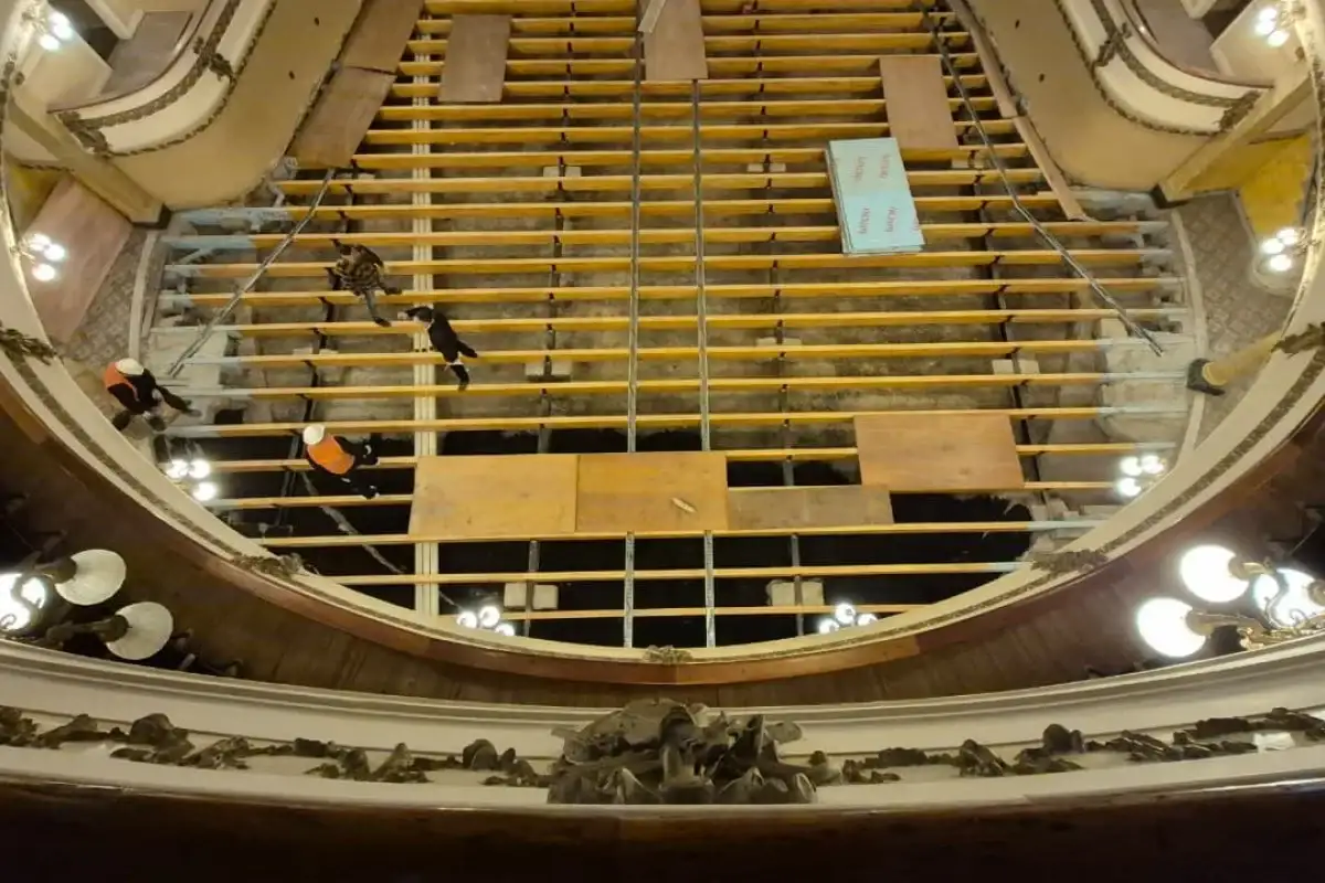 La reconstrucción de la estructura y del piso del Teatro Gualeguaychú está en su etapa final