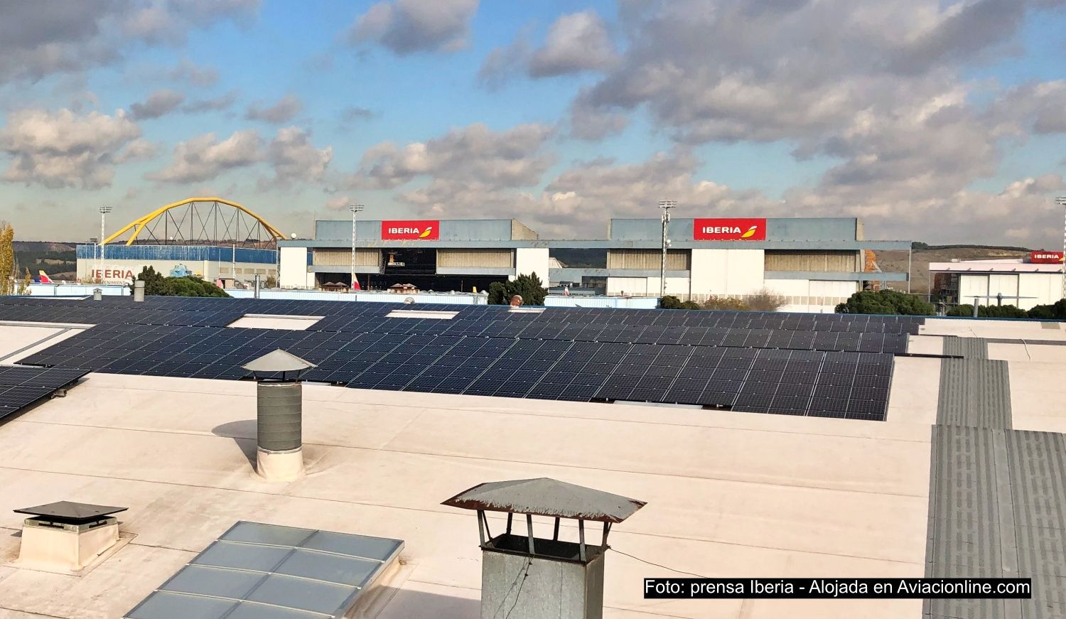 Iberia pone en operación su mayor planta solar de autoconsumo en La Muñoza