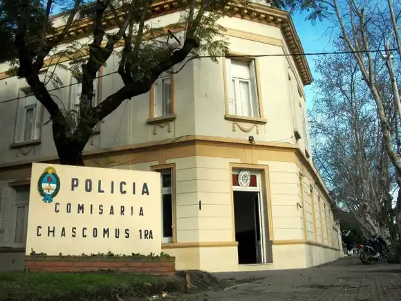 Un doctor de Avellaneda agradeció a efectivos policiales de Chascomús por ayuda recibida en Noche Buena