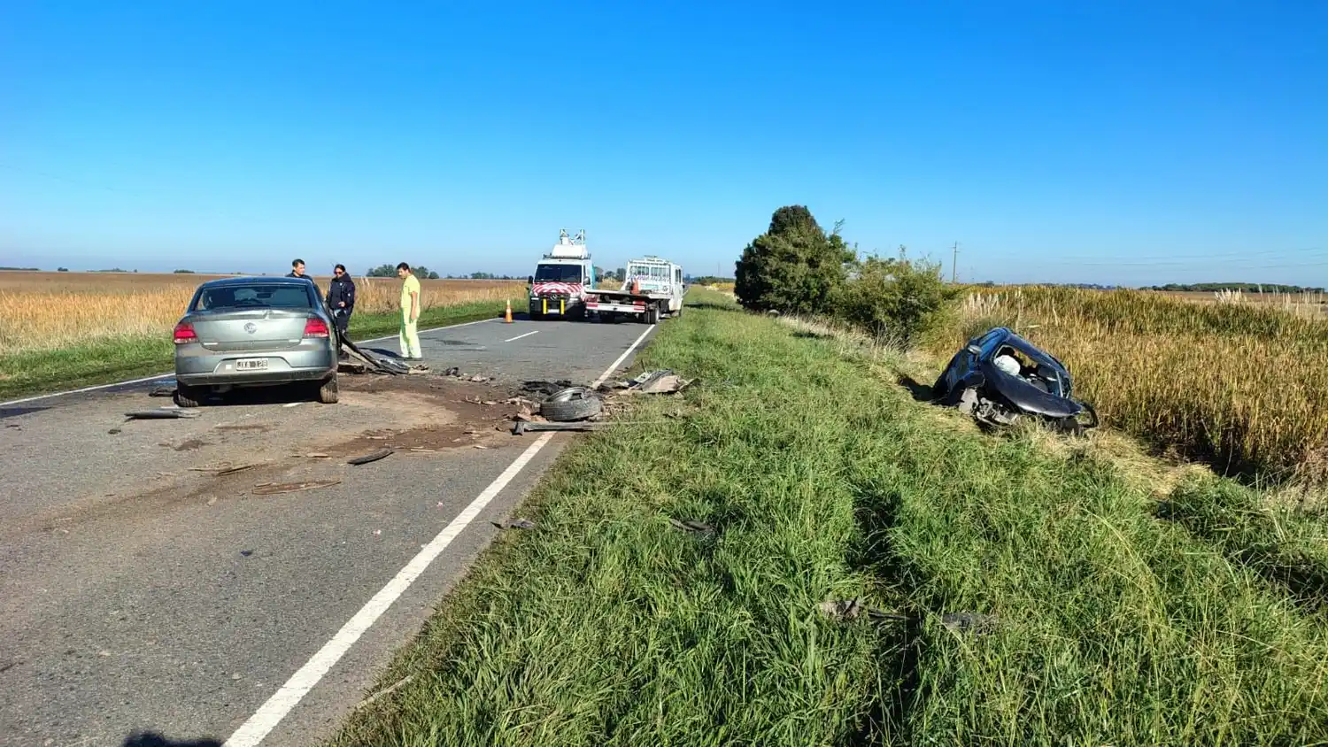 El conductor de la Ecosport murió en el lugar. Foto: echetv.com.ar