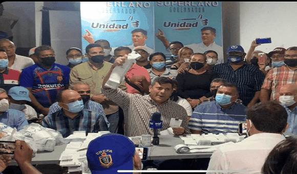¡PERSECUCIÓN! Conatel baja Santamaría a programa radial de Freddy Superlano en Barinas