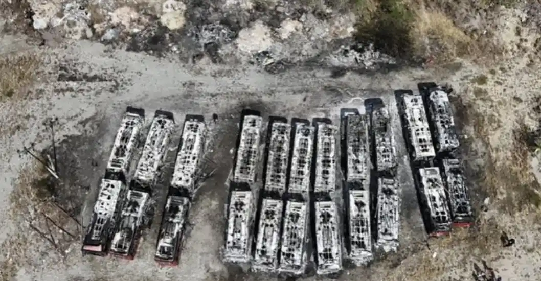 CASI TODOS  MENORES DE EDAD: capturan a responsables del incendio de 11 autobuses en Lara