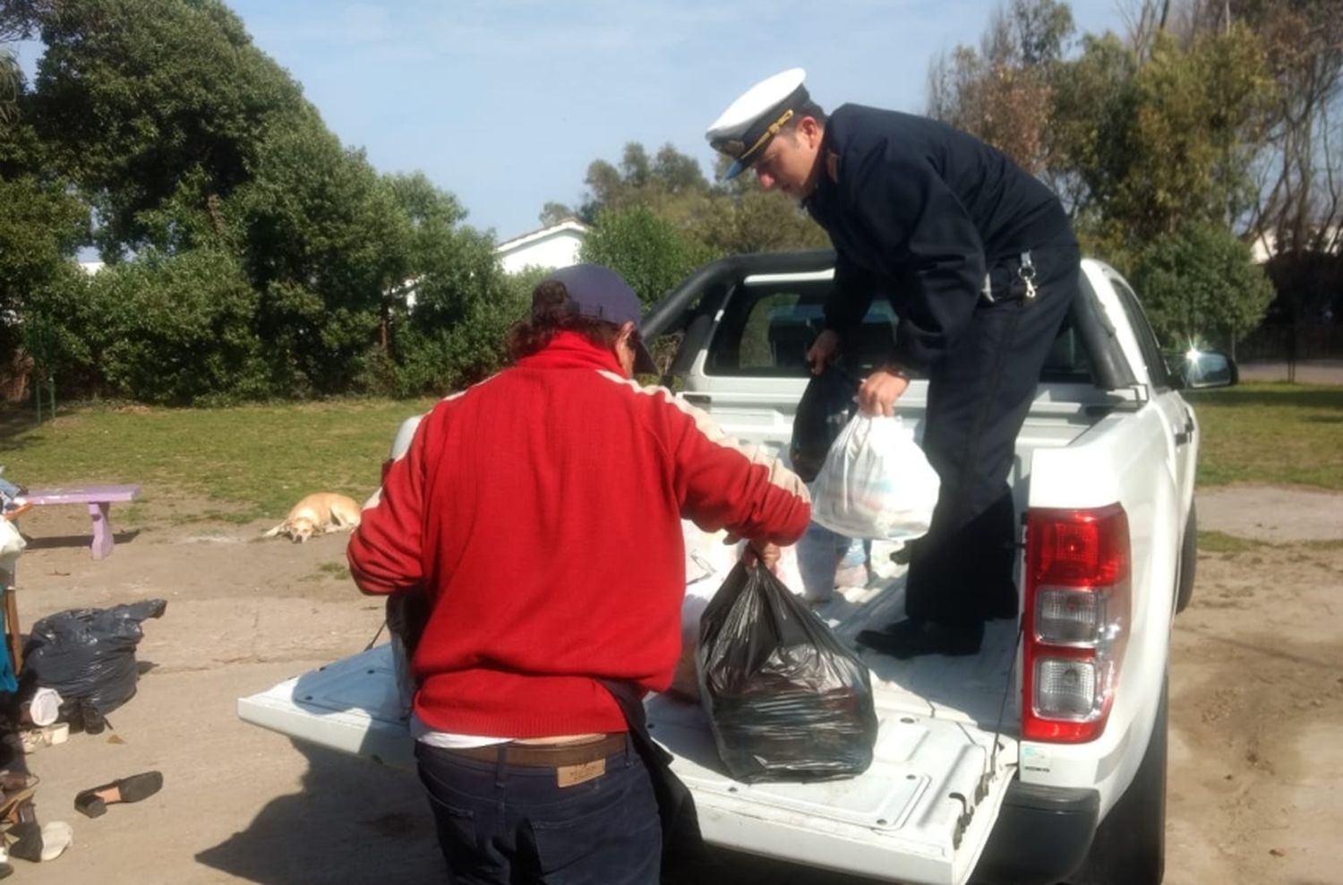 La Armada entregó alimentos al comedor comunitario “Pucará”