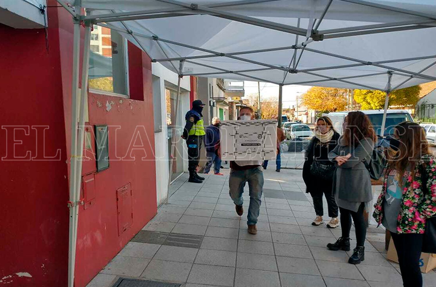 Caen los casos por octava semana consecutiva en la provincia de Buenos Aires