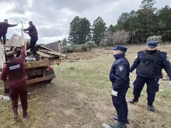 Desalojan más de cuatro hectáreas usurpadas sobre trazado de gasoducto