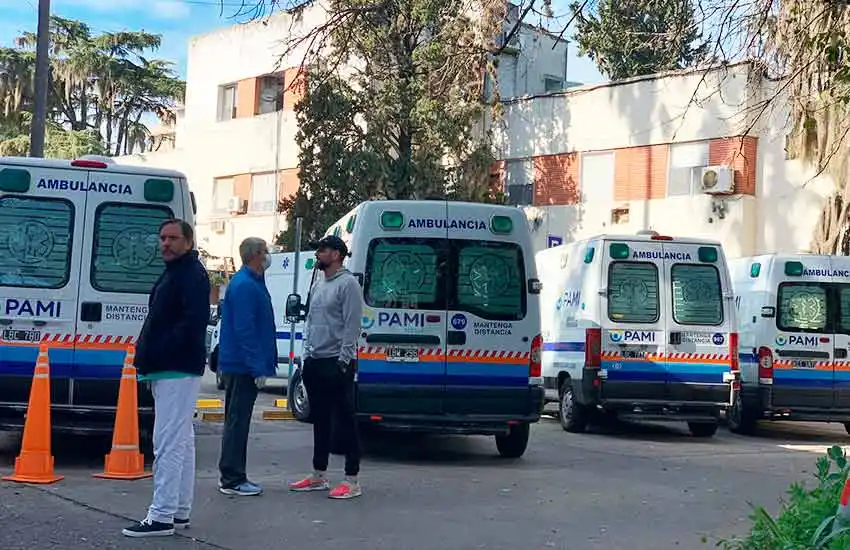 Advierten sobre la crítica situación de las ambulancias de Pami: «No están en condiciones de poder prestar servicios»