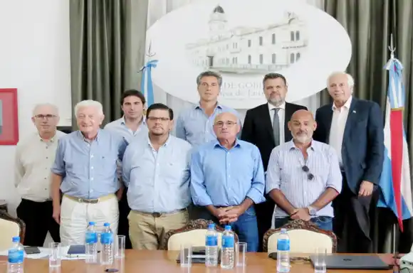 Mesa de Enlace y Gobierno dialogan sobre incremento del Impuesto Rural