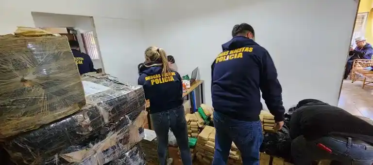 Le droga fue hallada mientras viajaba desde Misiones rumbo a la provincia de Buenos Aires.