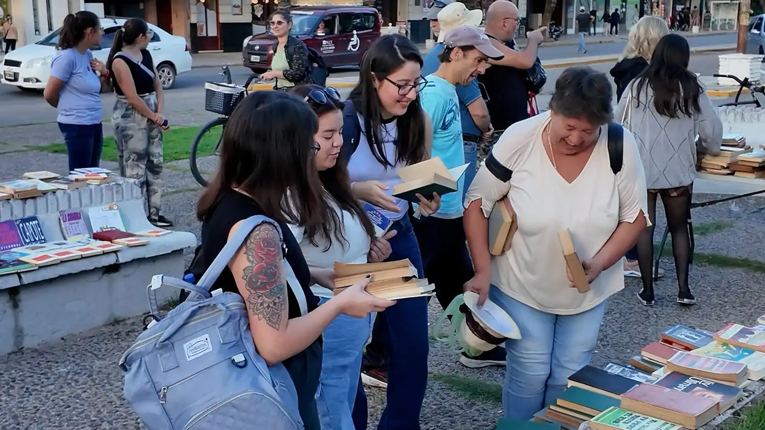 Convocante. La suelta de libros en 59 y 64