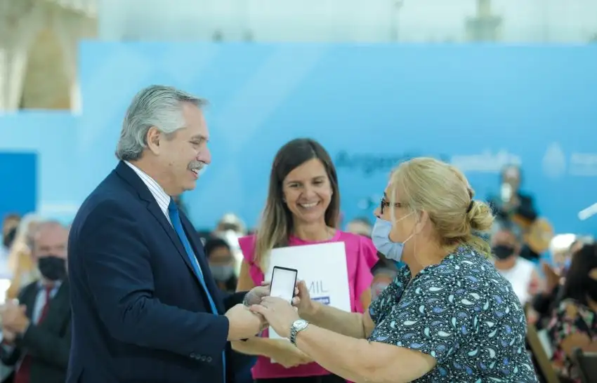 EL PRESIDENTE ANUNCIÓ UN BONO PARA JUBILADOS Y PENSIONADOS