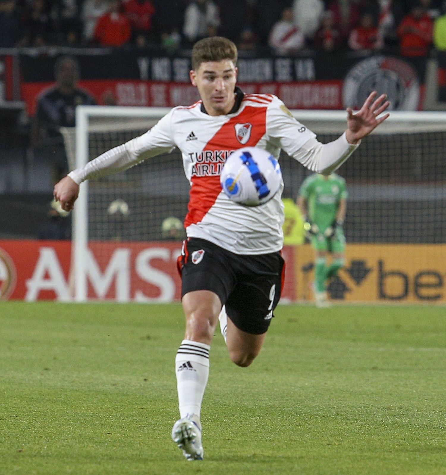 River va por otra noche de alegría con su gente