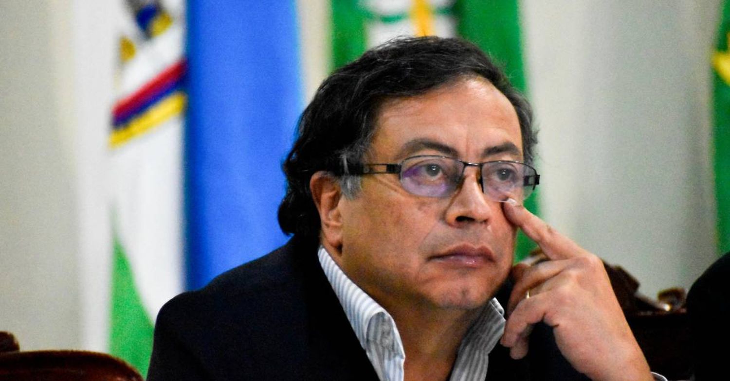Petro abandona a los migrantes que cruzan el Darién: cada día hay más colombianos que se van