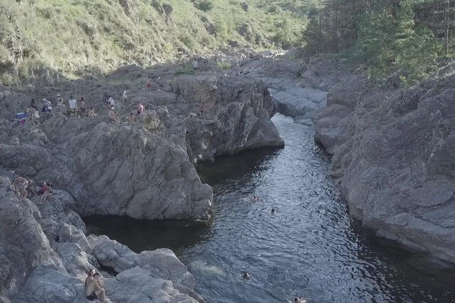 El Durazno: un joven santafesino cayó desde un barranco intentando sacarse una selfie