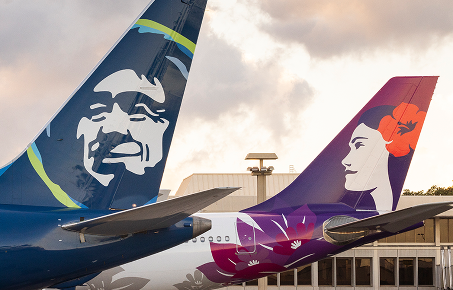 Alaska Airlines y Hawaiian Airlines consolidan a Seattle como un hub global con vuelos transpacíficos