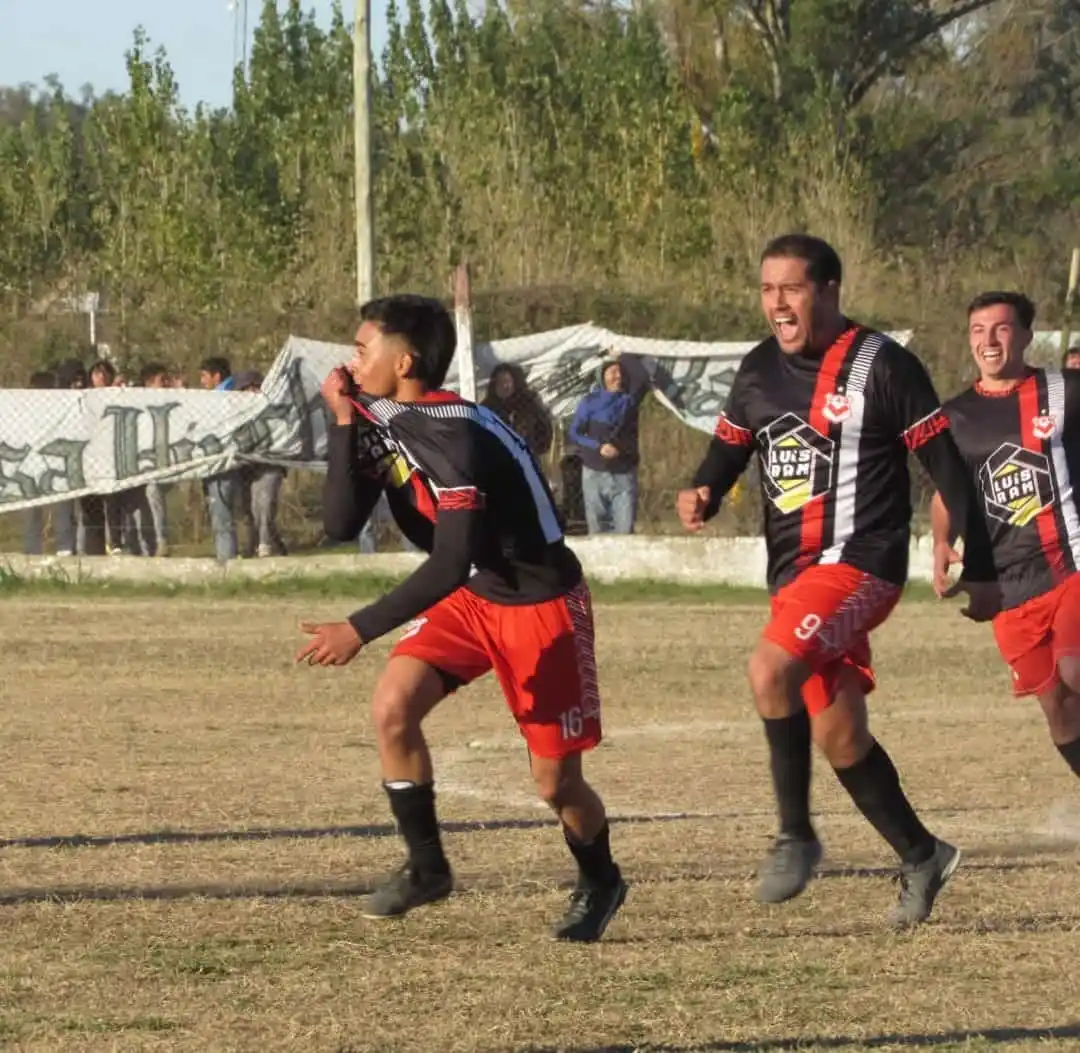 Los "cerveceros" quieren ver otra imágen similar a esta pero la empresa no será fácil ante el invicto Sociedad Sportiva.