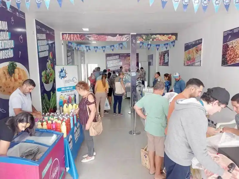 Amplia concurrencia en los centros 
fijos de venta de Soberanía Alimentaria
