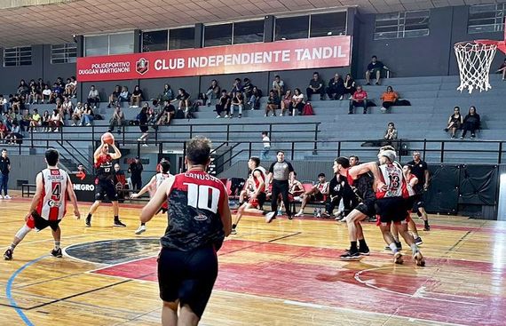 Independiente y Unión ganaron y definirán en la última jornada
