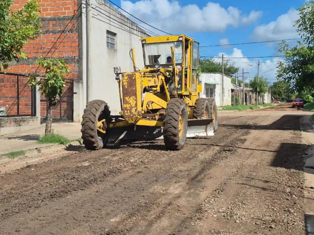 Barrio La Milagrosa: realizaron trabajos de mantenimiento para recomponer el estado de las calles tras las lluvias