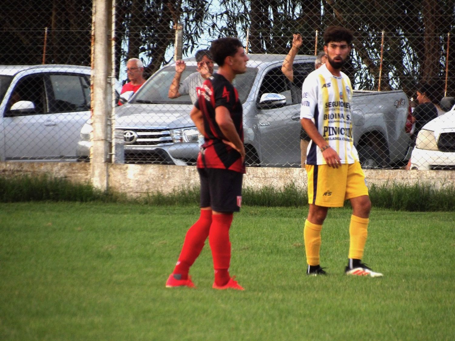 Sportivo venció a Echegoyen con goles de Oronó e Iriart