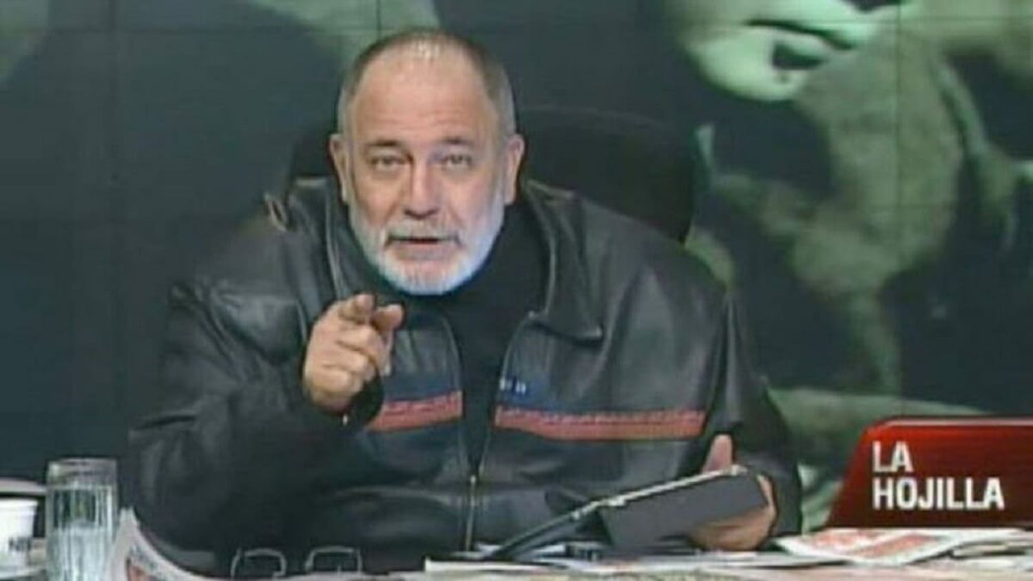 ¡Y ELLOS TEMBLANDO! Mario Silva amenaza a los maestros que reclaman por sus derechos