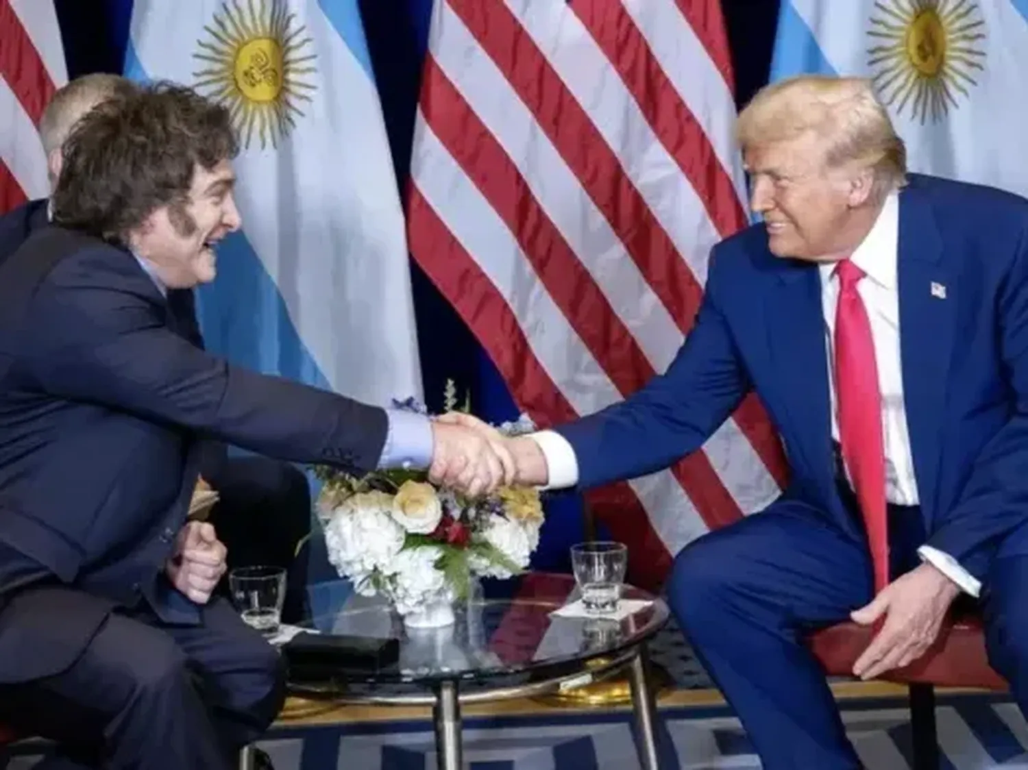 El funcionario de Donald Trump encargado de la relación de Estados Unidos con América Latina lanzó advertencias y críticas.