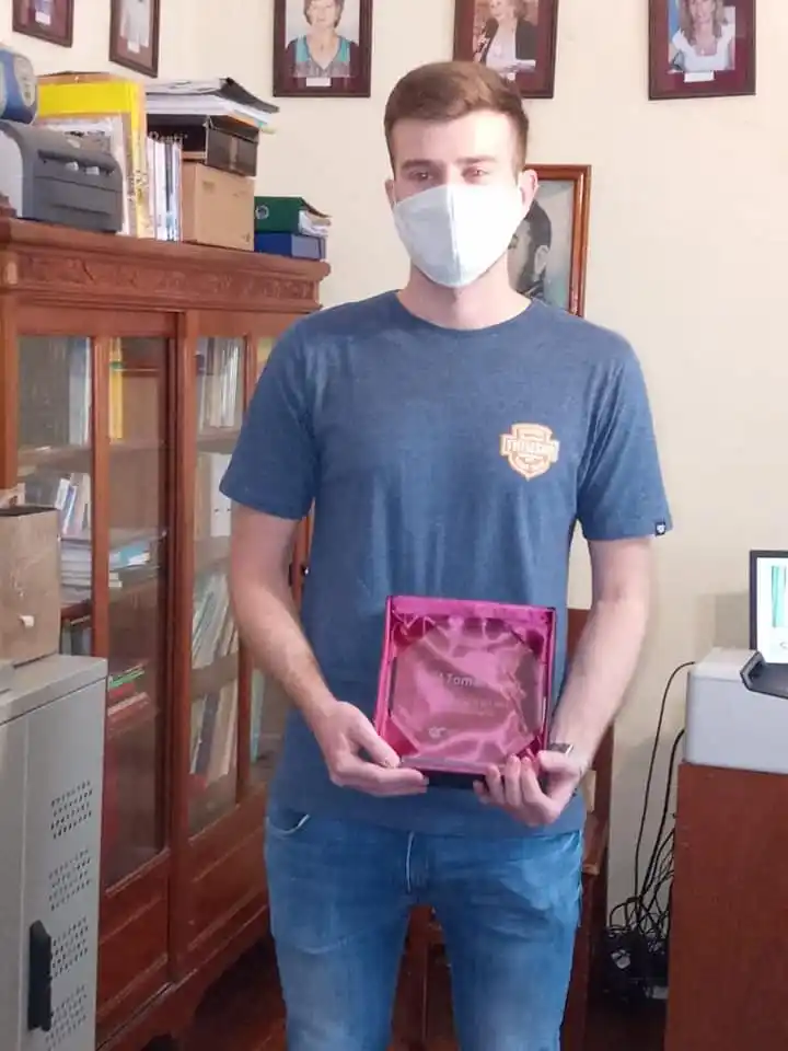 Tomás Horst, el joven que ingresó al Balseiro e inspira a otros para que también lo hagan