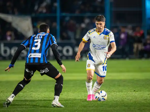 Central no mostró su mejor versión, pero rescató un punto con Atlético Tucumán tras un empate sin goles