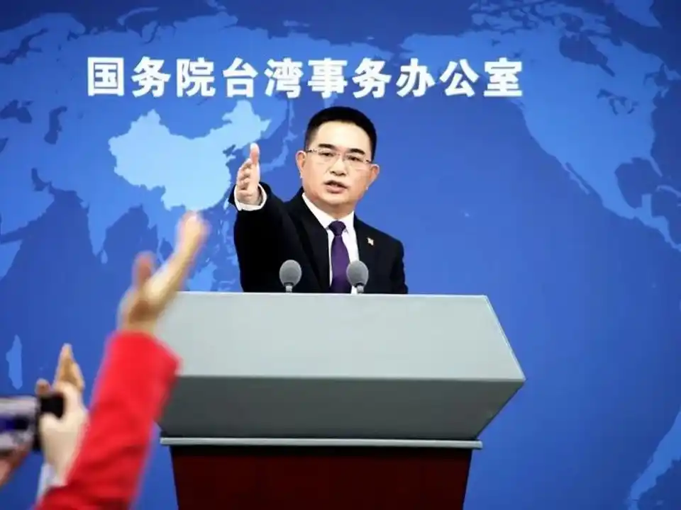 China condena la incursión de EE. UU en Venezuela y exige protección para sus inversiones estratégicas