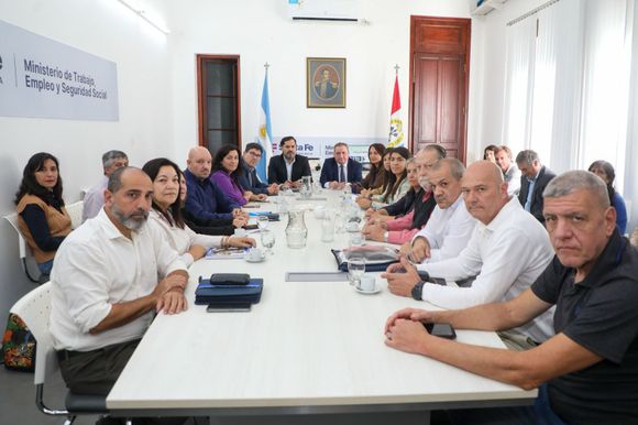 Paritarias: Provincia y gremios acordaron pasar a un cuarto intermedio hasta el miércoles 7 de mayo
