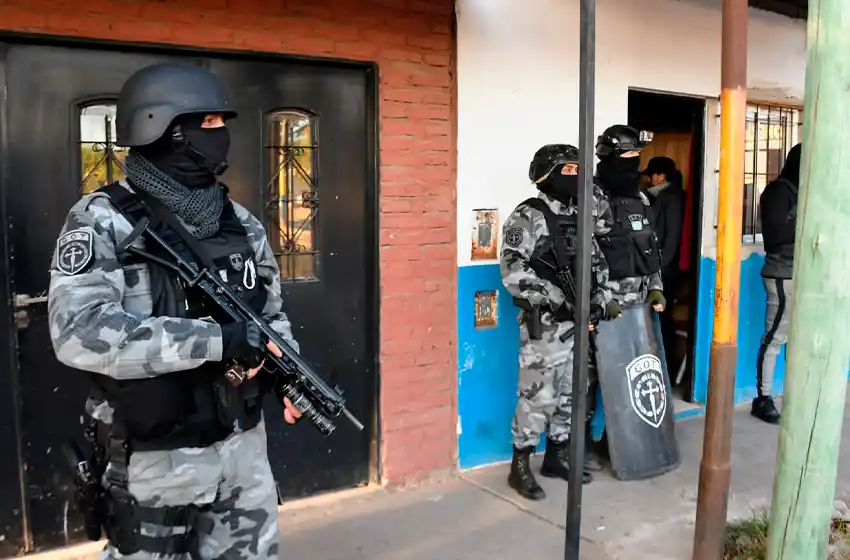 Megaoperativo contra Los Monos: detuvieron a uno de los hijos del Viejo Cantero