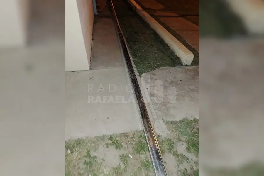 Quisieron robarle perfiles galvanizados de 12 metros, pero los vieron desde el Centro de Monitoreo