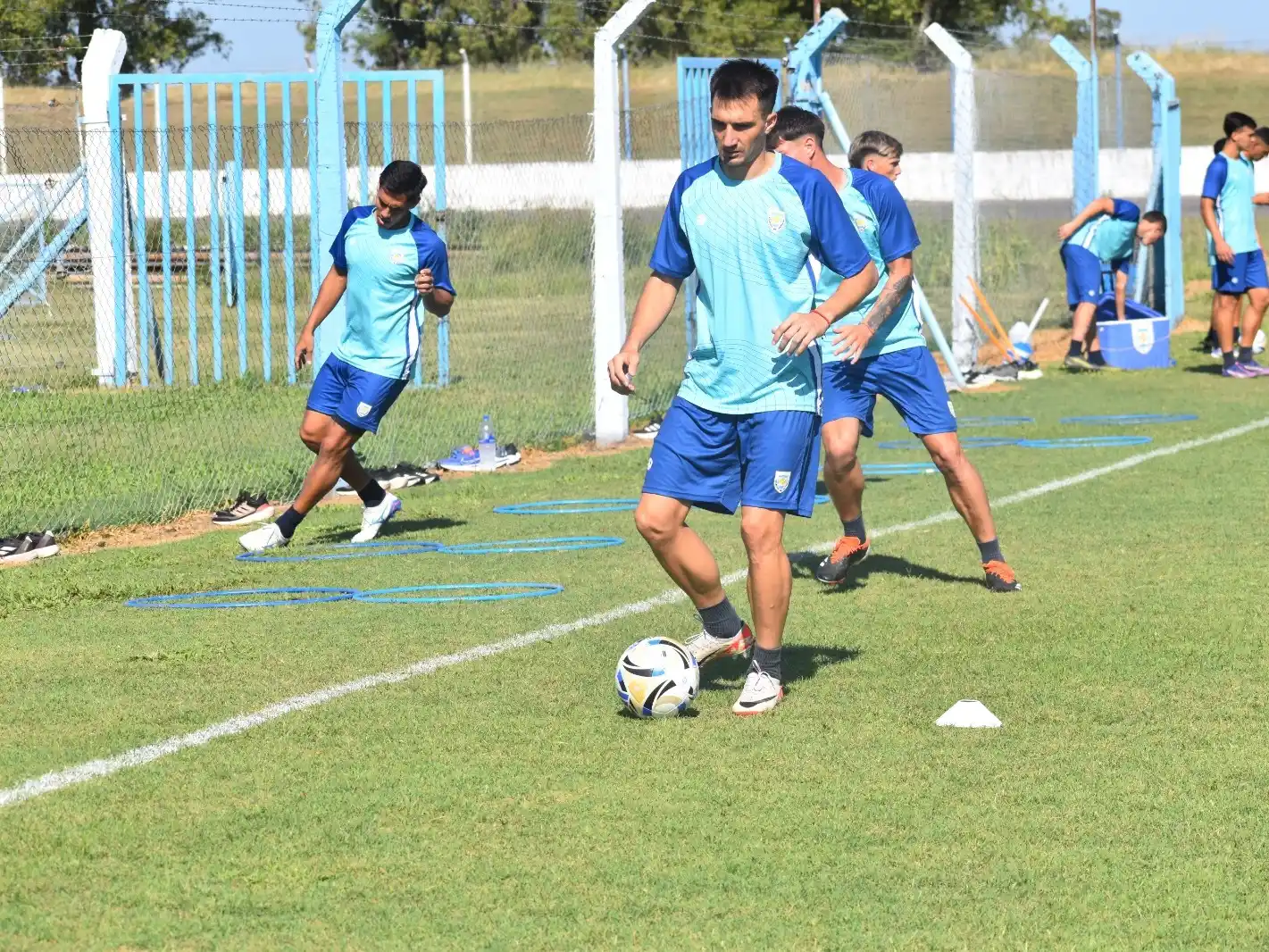 La Crema , a días de su regreso a la Primera Nacional: el viernes recibe a Almagro. Foto:@OficialAMSyD