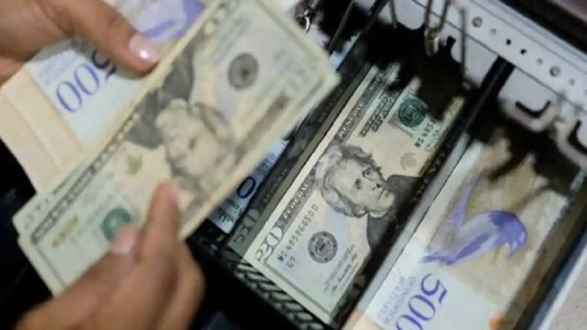 ¡DE 100 USD EN ADELANTE! BDV reajusta monto para retiros en dólares