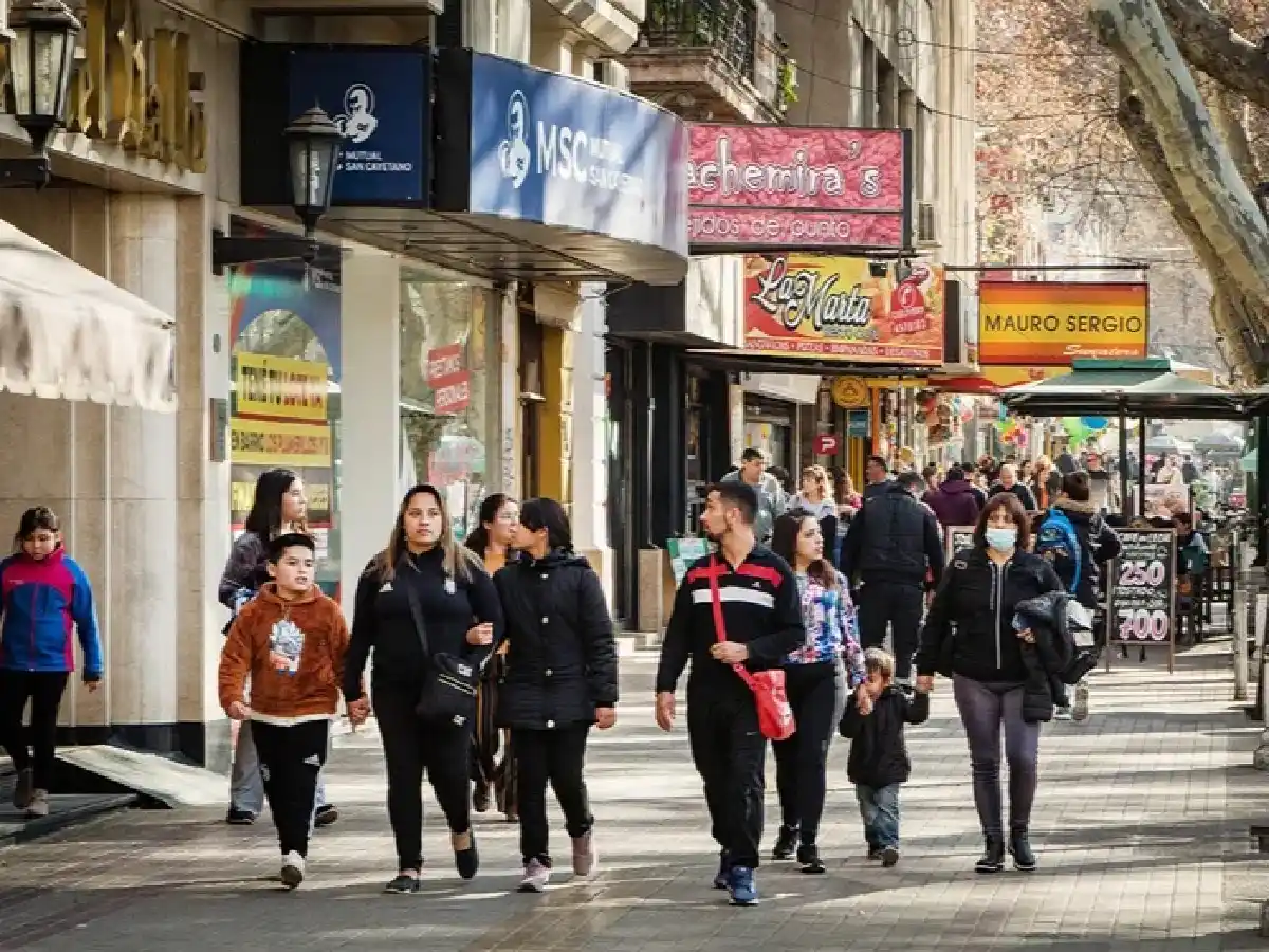 Covid en Argentina: registraron un 20% menos de contagios que la semana pasada