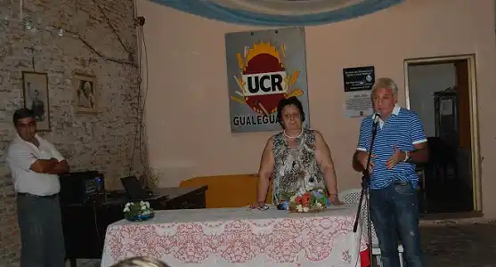 Homenaje de la UCR a las mujeres en su día