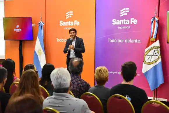 Pullaro se refirió al video en el que se lo amenazó: "Pretenden que Santa Fe vuelva atrás"