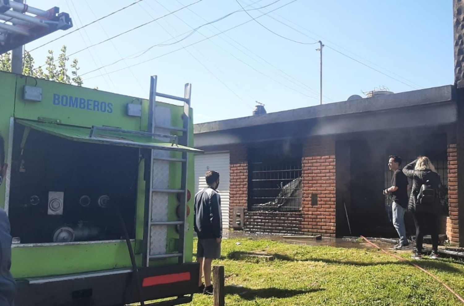 Se incendió una vivienda en el barrio San Cayetano