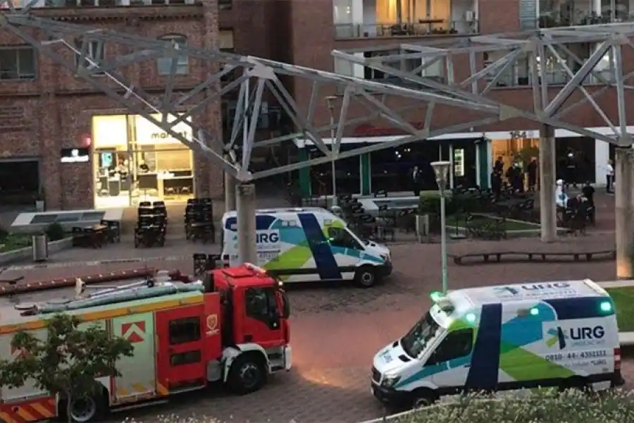 Reconocido médico rosarino murió al caer por el hueco de un ascensor en Puerto Norte