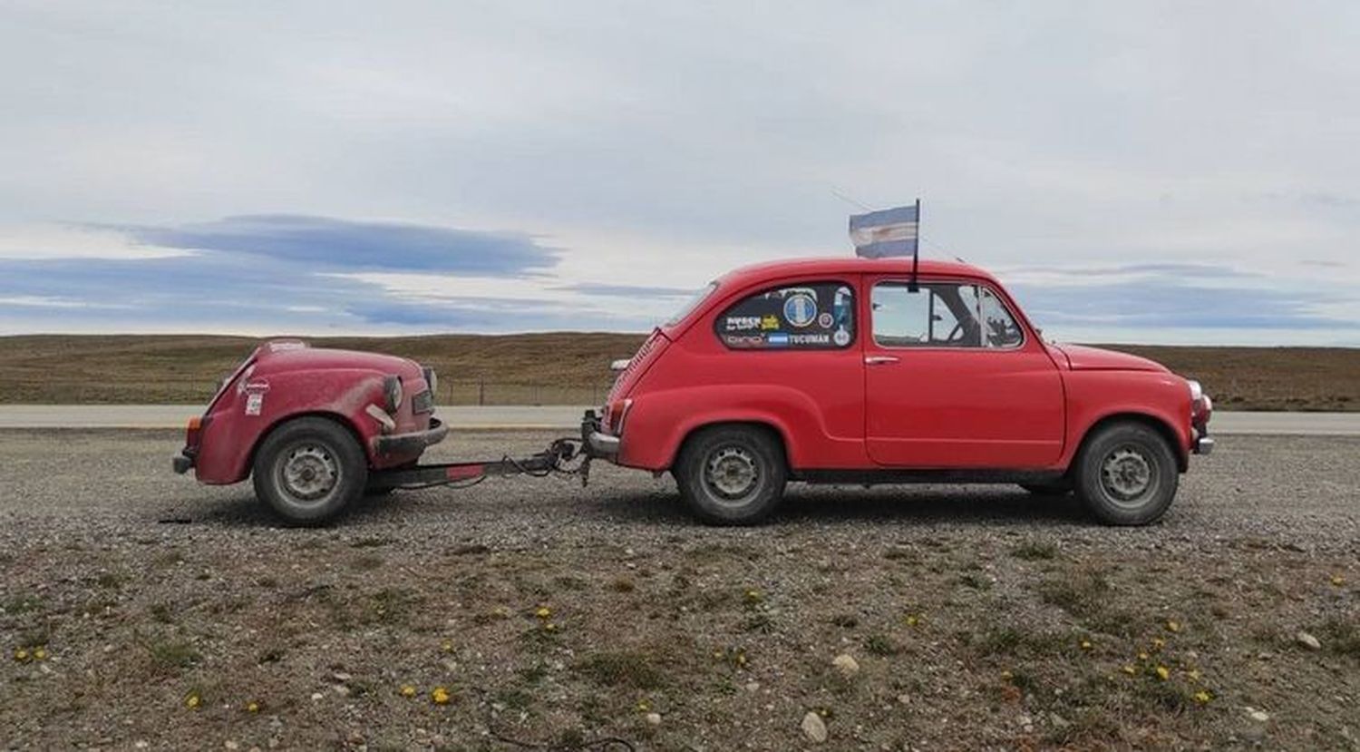 Viajan por el país en un Fitito y medio: ya llevan 11.500 km