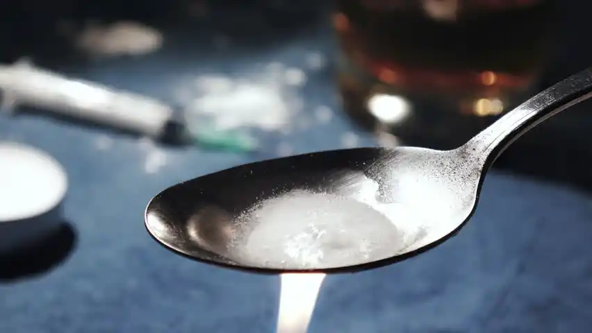 ¿Qué es el "pipeo"?, la conducta en crecimiento en relación al consumo de droga en Tandil