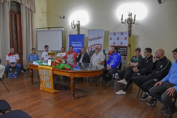 Presentaron la final de la Liga Entrerriana entre Neptunia y Racing