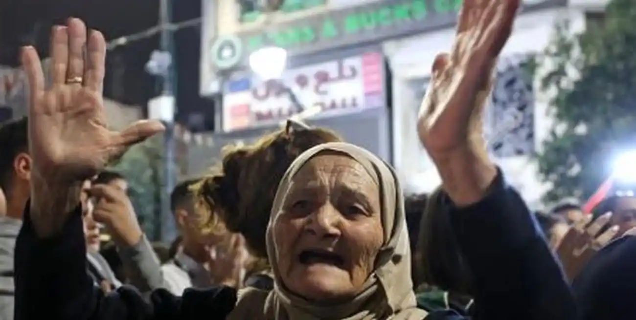 La población palestina de la Franja de Gaza sigue sufriendo las consecuencias de los ataques israelíes contra lugares que Tel Aviv asegura que están bajo control y sometimiento del movimiento terrorista islámico.