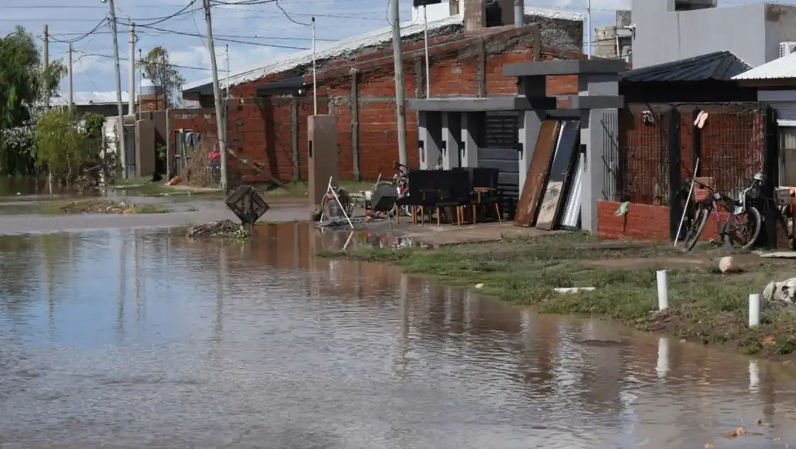 Inundación trágica en Bahía Blanca: ya cobraron más de 28 mil familias el subsidio de Nación