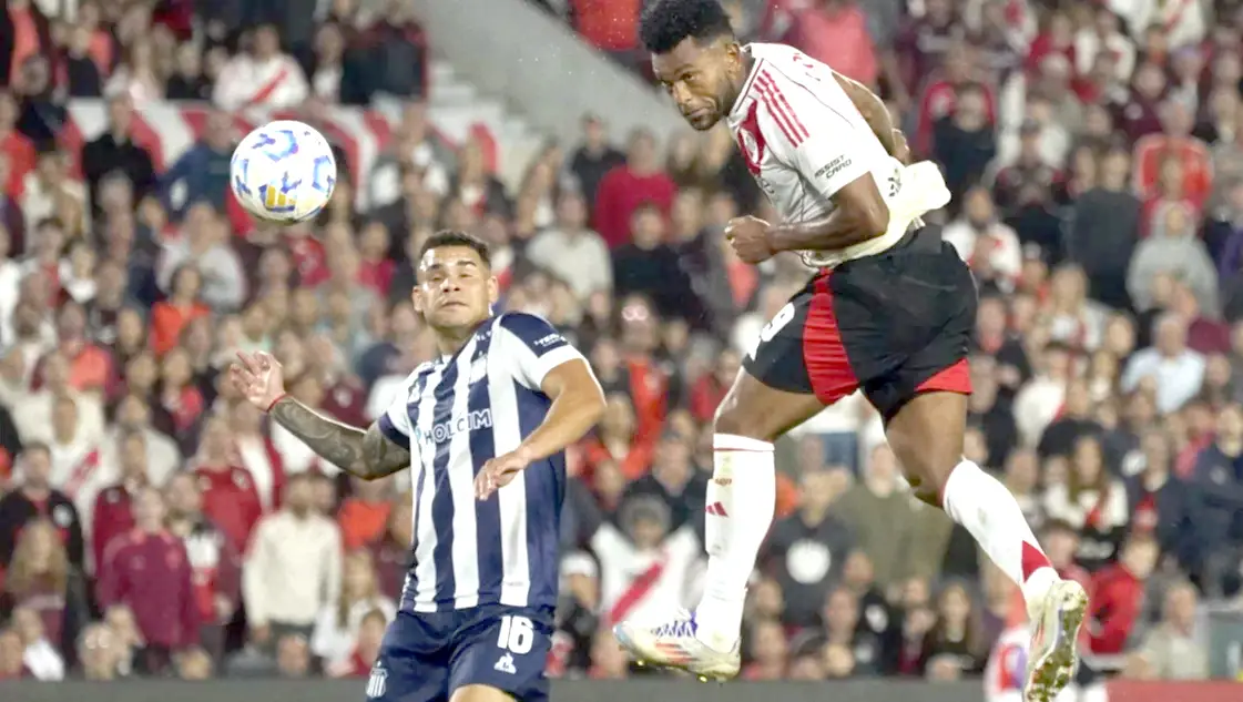 River lo empató sobre el cierre con gol de Borja: 1-1 ante Talleres